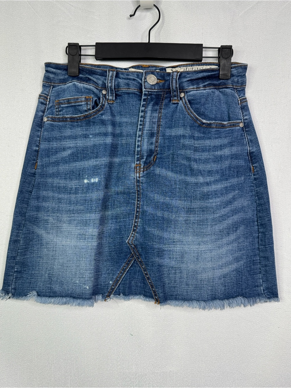 586. Indigo Rein Blue Washed Denim Mini Skirt with Front V-Slit Size 5